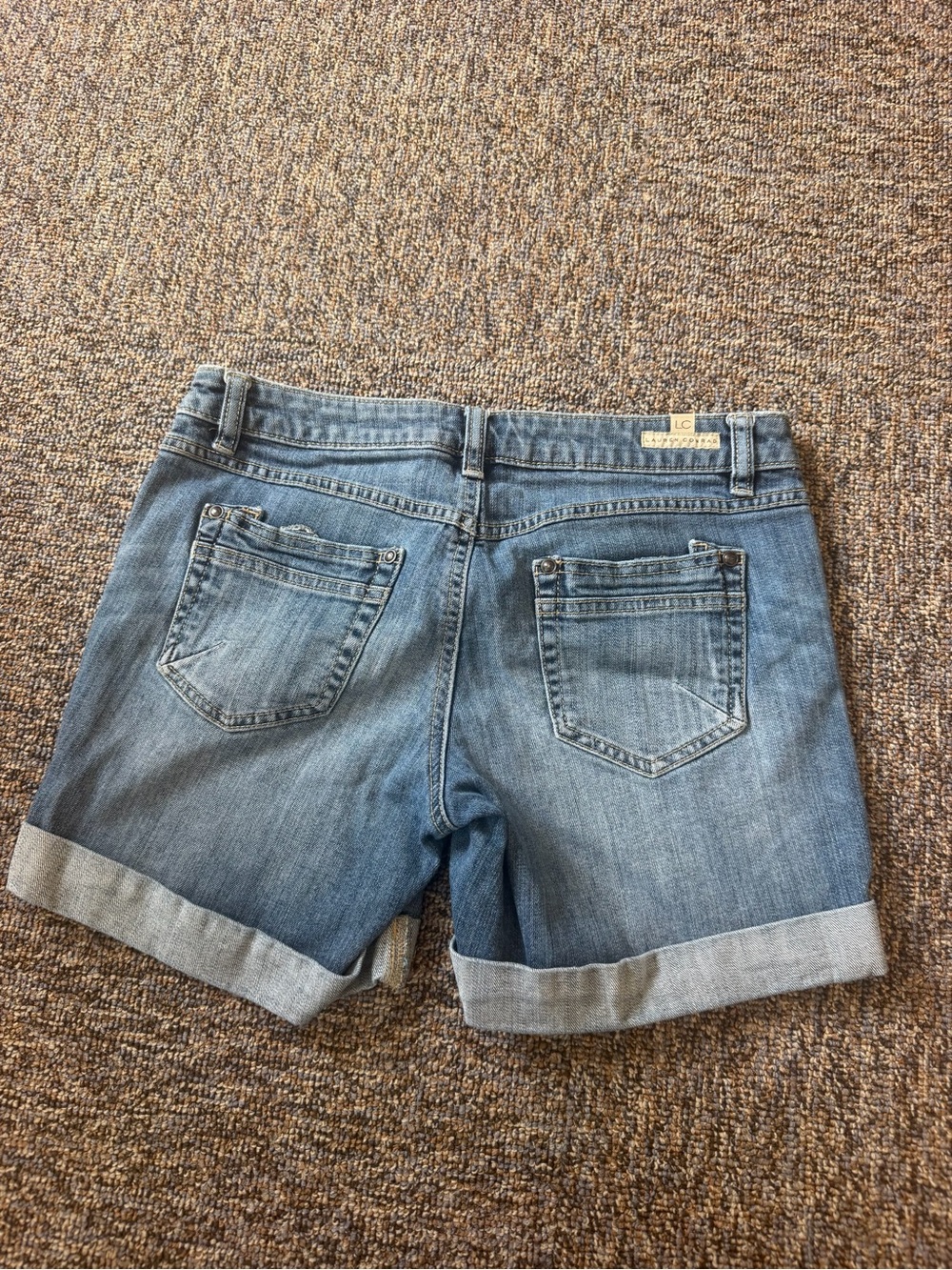LC Lauren Conrad Light Blue Rolled Cuff Denim Shorts Size 6 - Picture 3 of 8